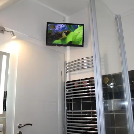 Apartment Schoene In Mit Garten By Interhome