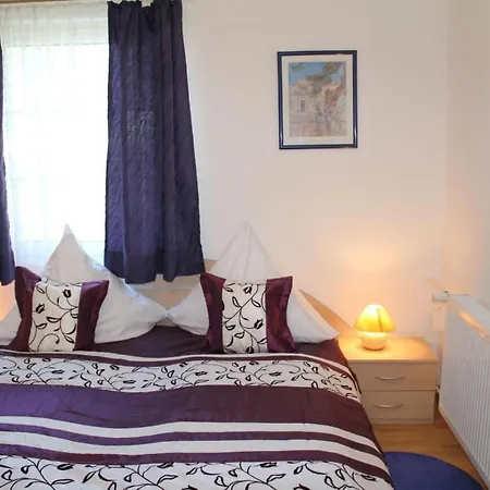 Schoene In Mit Garten By Interhome 公寓 道恩