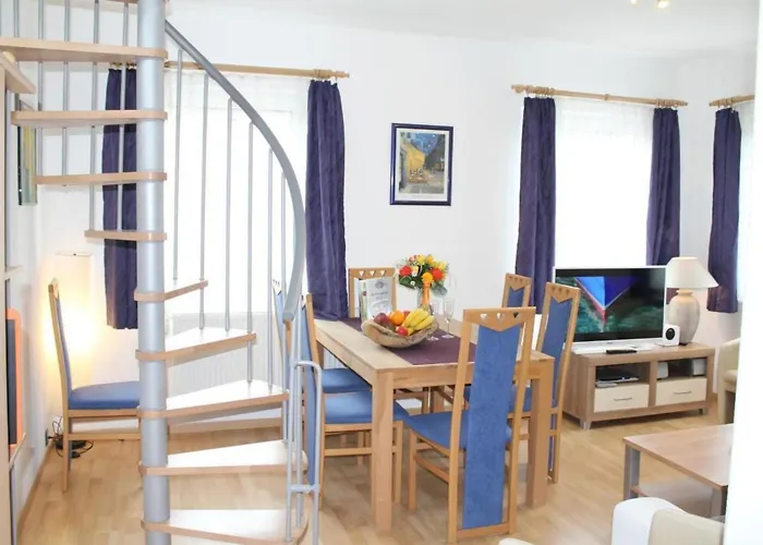 Schoene In Mit Garten By Interhome 公寓