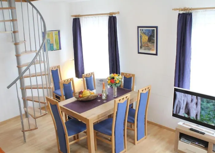 Schoene In Mit Garten By Interhome Apartamento Daun