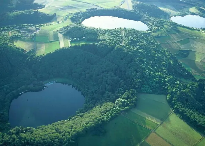 Schoene In Mit Garten By Interhome 道恩