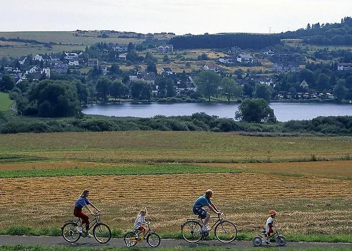 Schoene In Mit Garten By Interhome Apartamento